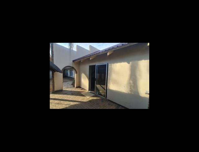 3 BEDROOM HOUSE FOR SALE IN BO-DORP
